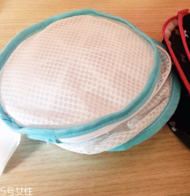 洗衣袋是粗網(wǎng)好還是細網(wǎng)好 根據(jù)衣物來定 洗衣袋是粗網(wǎng)好還是細網(wǎng)好 根據(jù)衣物來定