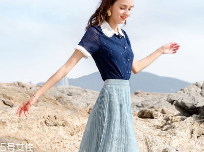 夏天穿什么顏色百褶裙好看 這三款值得擁有 夏天穿什么顏色百褶裙好看 這三款值得擁有