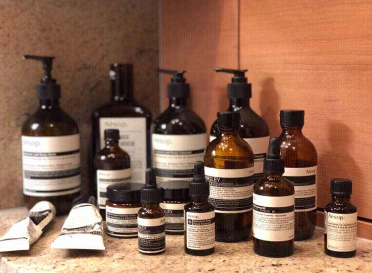 小眾護(hù)膚品牌可靠嗎 小眾品牌與大牌的區(qū)別 小眾護(hù)膚品牌可靠嗎 小眾品牌與大牌的區(qū)別