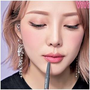 pony化妝教程 pony愛(ài)用妝容2套 pony化妝教程 pony愛(ài)用妝容2套