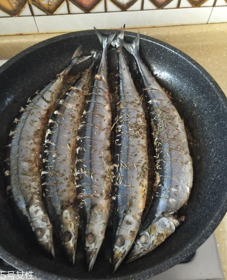 秋刀魚(yú)的營(yíng)養(yǎng)價(jià)值 主要是4個(gè) 秋刀魚(yú)的營(yíng)養(yǎng)價(jià)值 主要是4個(gè)