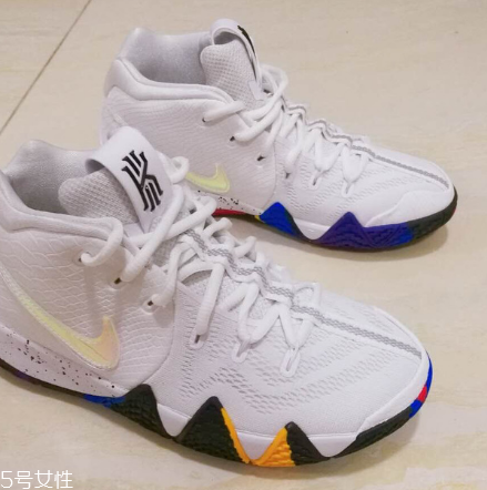 籃球鞋氣墊怎么踩開 讓運動更加舒適 籃球鞋氣墊怎么踩開 讓運動更加舒適