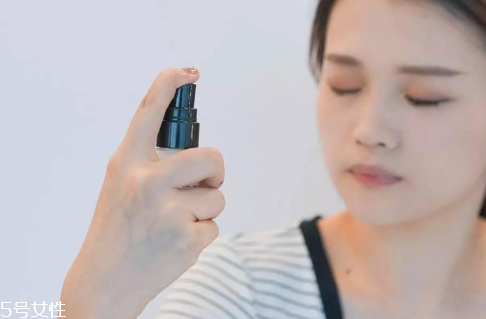 對抗初老用什么護(hù)膚品 抗初老最全攻略在這里 對抗初老用什么護(hù)膚品 抗初老最全攻略在這里