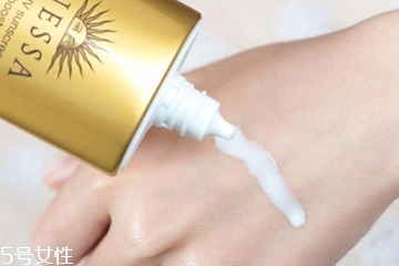 對抗初老用什么護(hù)膚品 抗初老最全攻略在這里