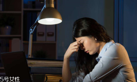 細(xì)紋是怎么形成的 這些都是壞習(xí)慣 細(xì)紋是怎么形成的 這些都是壞習(xí)慣