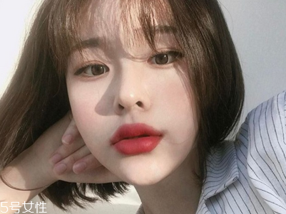 雙下巴吸脂手術(shù)安全嗎？