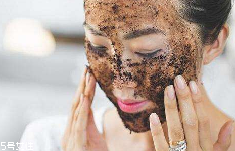 去角質(zhì)早上好還是晚上好 這個沒有具體要求 去角質(zhì)早上好還是晚上好 這個沒有具體要求