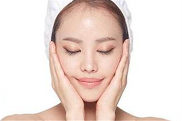臉部水腫怎么消除？是什么原因