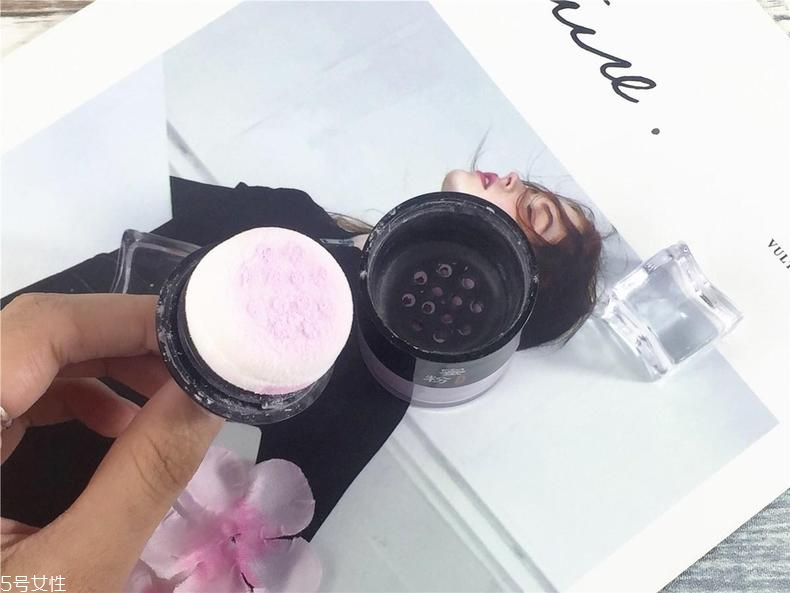 土家硒泥坊散粉好用嗎 油皮妹子夏天標配 土家硒泥坊散粉好用嗎 油皮妹子夏天標配