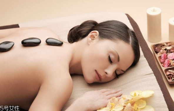 深蹲大腿酸痛怎么恢復(fù) 做完深蹲大腿酸痛這樣做 深蹲大腿酸痛怎么恢復(fù) 做完深蹲大腿酸痛這樣做