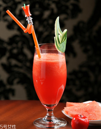 西瓜汁為什么會沉淀 原來是這個(gè)原因 西瓜汁為什么會沉淀 原來是這個(gè)原因