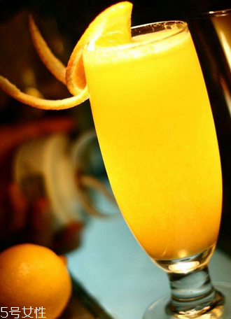 芒果汁的做法 這樣榨汁才好喝 芒果汁的做法 這樣榨汁才好喝