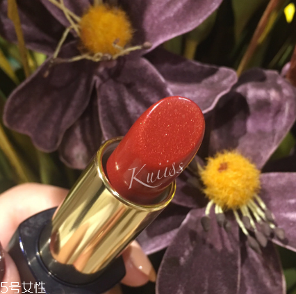 雅詩蘭黛130和420哪個(gè)好看 雅詩蘭黛130和420試色對(duì)比