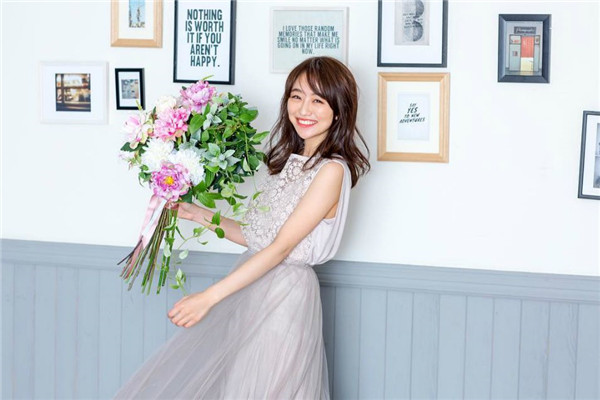 參加朋友的婚禮怎么穿更加得體 參加朋友的婚禮怎么穿更加得體