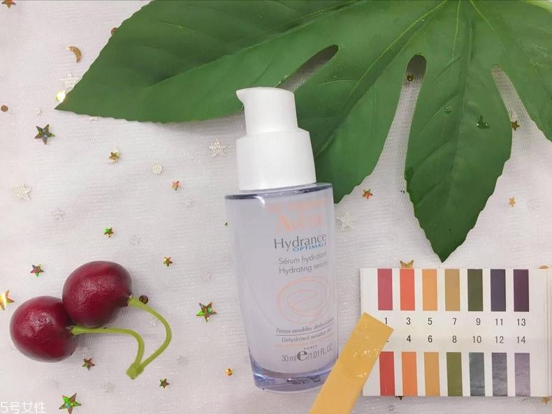 雅漾精華乳什么時(shí)候用 爽膚水和面霜之間使用 雅漾精華乳什么時(shí)候用 爽膚水和面霜之間使用