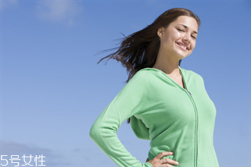 女人25歲后要用抗皺的護(hù)膚品嗎 25歲后如何抗衰老 女人25歲后要用抗皺的護(hù)膚品嗎 25歲后如何抗衰老