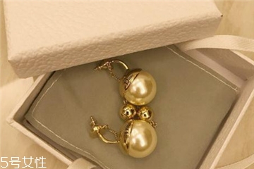 珍珠耳環(huán)怎么清洗 這樣做就對了 珍珠耳環(huán)怎么清洗 這樣做就對了