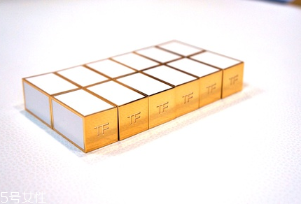 tf口紅真假對比 tf口紅真假鑒別圖 tf口紅真假對比 tf口紅真假鑒別圖