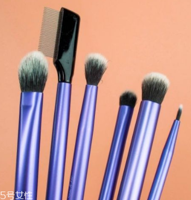 歐美平價化妝刷推薦 新手買這5個牌子準(zhǔn)沒錯