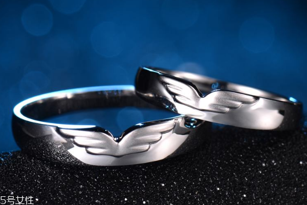 鉑金戒指可以碰水嗎 少量接觸不影響 鉑金戒指可以碰水嗎 少量接觸不影響