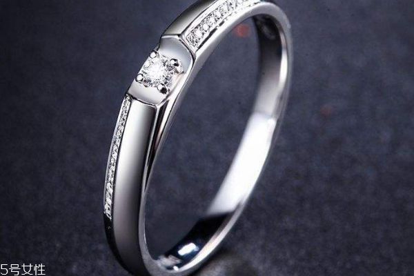 鉑金戒指回收多少錢一克 要有心理準(zhǔn)備 鉑金戒指回收多少錢一克 要有心理準(zhǔn)備