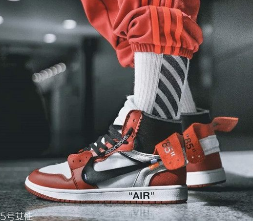 aj1芝加哥聯(lián)名真假對比 清晰明了的鑒定方法 aj1芝加哥聯(lián)名真假對比 清晰明了的鑒定方法