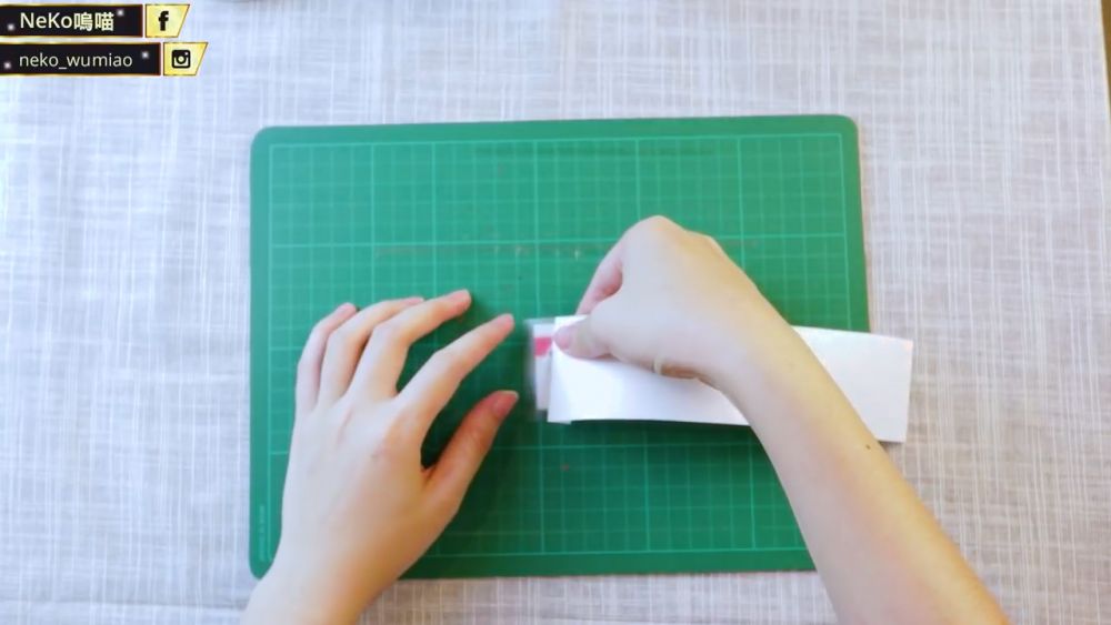 唇膏色卡自制方法步驟圖解 唇膏色卡自制方法步驟圖解