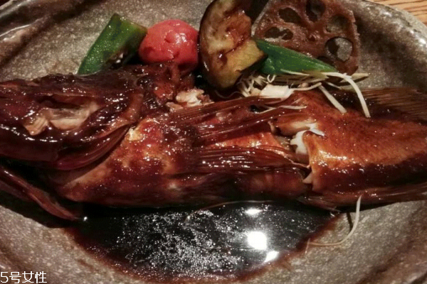 石斑魚(yú)清蒸幾分鐘 6到8分鐘最好 石斑魚(yú)清蒸幾分鐘 6到8分鐘最好