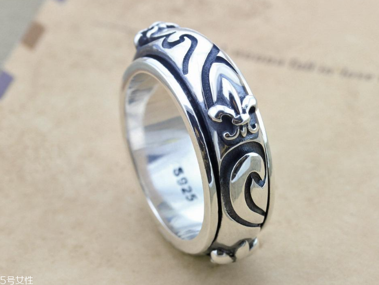 純銀戒指大概多少錢 價(jià)格很優(yōu)惠 純銀戒指大概多少錢 價(jià)格很優(yōu)惠