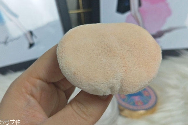 卡婷長相思蜜粉怎么樣 不油不脫秒殺紀梵希 卡婷長相思蜜粉怎么樣 不油不脫秒殺紀梵希