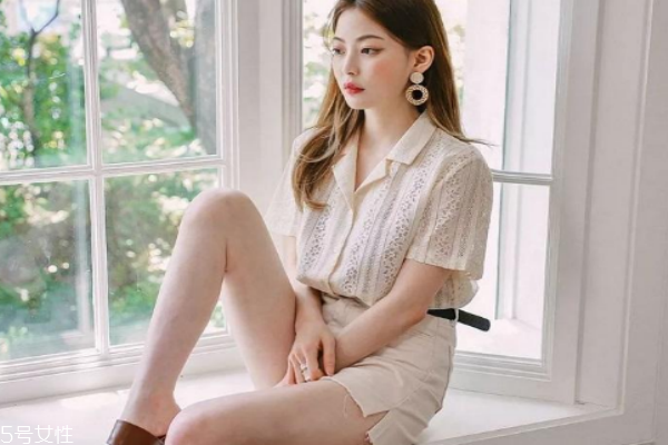 ol風格女裝搭配圖片 跟著金秘書學(xué)穿搭 ol風格女裝搭配圖片 跟著金秘書學(xué)穿搭