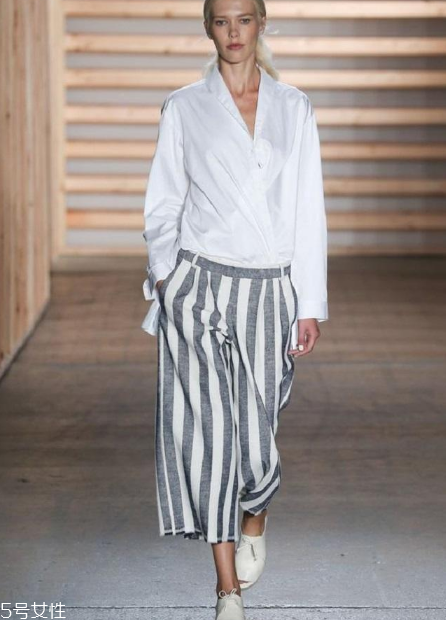 ol風格女裝搭配圖片 跟著金秘書學(xué)穿搭 ol風格女裝搭配圖片 跟著金秘書學(xué)穿搭