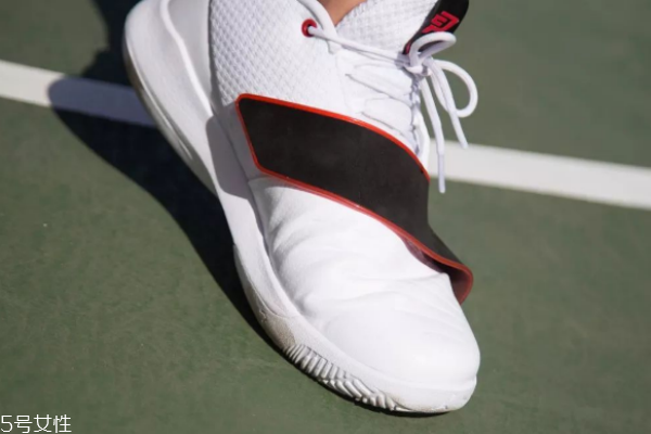 aj保羅11代測評 實(shí)戰(zhàn)體驗(yàn)感不錯