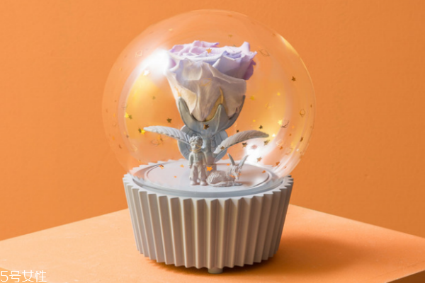 野獸派小王子水晶球多少錢(qián) 別致的禮物