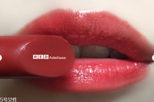 阿瑪尼405和tf16哪個(gè)好看 阿瑪尼紅管405和tf16對(duì)比 阿瑪尼405和tf16哪個(gè)好看 阿瑪尼紅管405和tf16對(duì)比