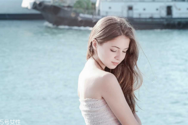 背部痘痘怎么快速恢復(fù) 三招治愈秀出美背 背部痘痘怎么快速恢復(fù) 三招治愈秀出美背