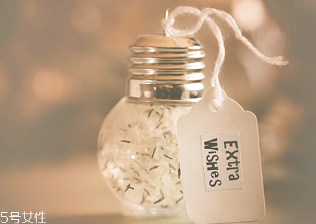 適合媽媽用的香水有哪些 適合送媽媽的香水推薦 適合媽媽用的香水有哪些 適合送媽媽的香水推薦