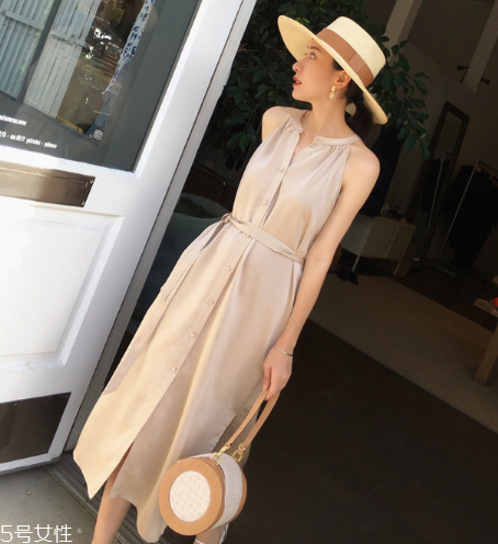 胯大的女生適合穿什么裙子 中長(zhǎng)裙最合適 胯大的女生適合穿什么裙子 中長(zhǎng)裙最合適