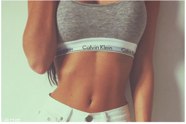 怎么減肚子上的肉肉 最簡單的減肚腩方法 怎么減肚子上的肉肉 最簡單的減肚腩方法