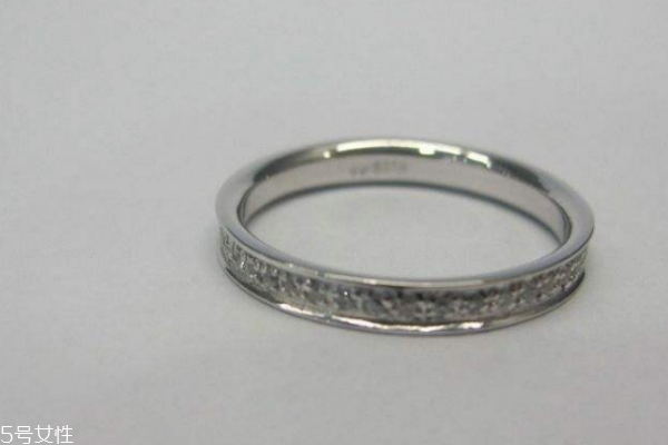 925銀戒指會(huì)變色嗎 氧化是正?，F(xiàn)象