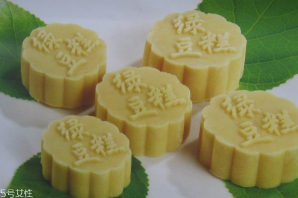 綠豆糕為什么要去皮 去皮適合小朋友吃 綠豆糕為什么要去皮 去皮適合小朋友吃