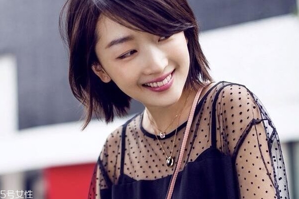 腫泡眼怎么畫眼妝好看 4個(gè)方面讓眼睛閃亮亮 腫泡眼怎么畫眼妝好看 4個(gè)方面讓眼睛閃亮亮