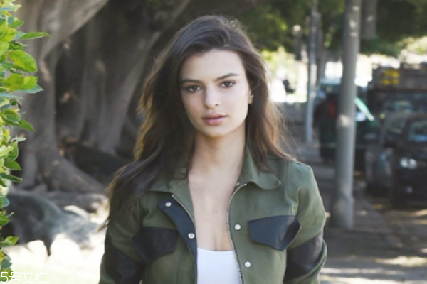 瘦肩針打哪個(gè)部位 主要針對(duì)斜方肌 瘦肩針打哪個(gè)部位 主要針對(duì)斜方肌