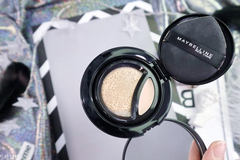 美寶蓮1+1氣墊男生可以用嗎 這款氣墊不分男女 美寶蓮1+1氣墊男生可以用嗎 這款氣墊不分男女