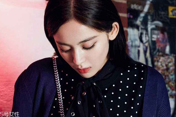 腮紅應(yīng)該涂在什么位置 5個(gè)地方召喚嘭嘭紅潤(rùn)肌 腮紅應(yīng)該涂在什么位置 5個(gè)地方召喚嘭嘭紅潤(rùn)肌