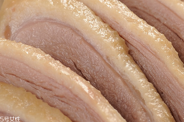 鴨肉與什么搭配最好 這幾個最搭 鴨肉與什么搭配最好 這幾個最搭