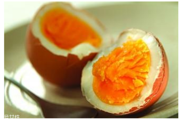 健身的人為什么不吃蛋黃 注意營養(yǎng)均衡 健身的人為什么不吃蛋黃 注意營養(yǎng)均衡