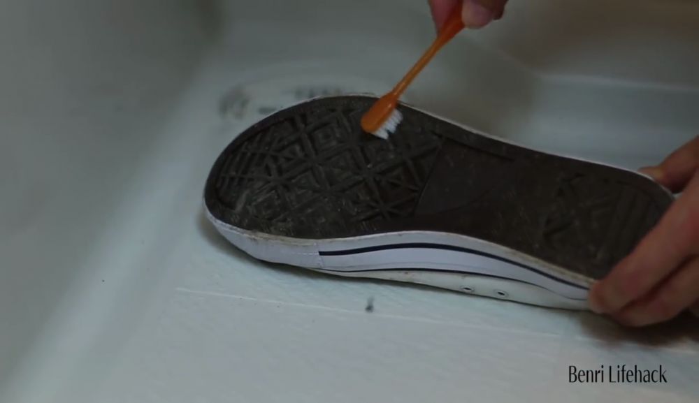 小白鞋怎么洗 小白鞋10大清洗與防污 小白鞋怎么洗 小白鞋10大清洗與防污