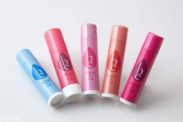 潤(rùn)唇膏主要成分有哪些 這些成分能對(duì)抗紫外線 潤(rùn)唇膏主要成分有哪些 這些成分能對(duì)抗紫外線
