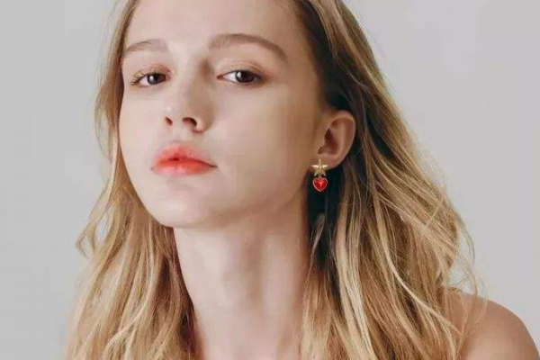 穿耳洞發(fā)炎怎么辦？你不知道的注意事項(xiàng)很多